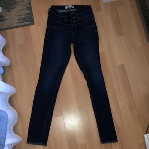 High Waisted Jeans